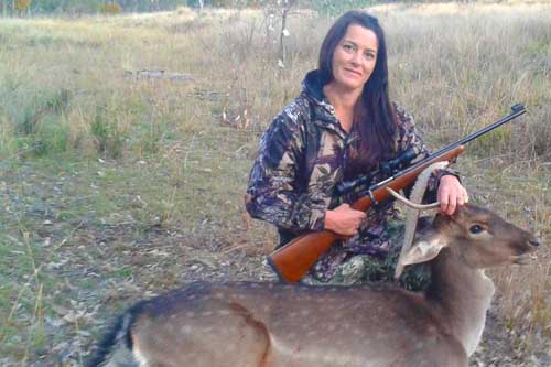 Tamara Crossingham hunting Deer in NSW